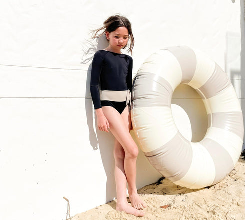 Casa blue swim / CALA SWIMSUIT IN BLACK & BEIGE(4-5y,6-7y,8-9y)