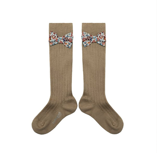 Collegien/Mathilde Ribbed Knee-high Socks with Liberty Bow - Petite Taupe