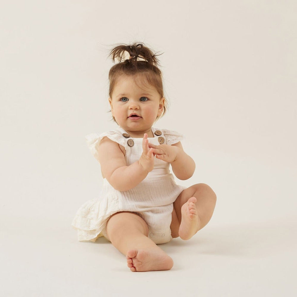 ASTER & OAK / White Muslin Ruffle Playsuit_White(1y,2y)